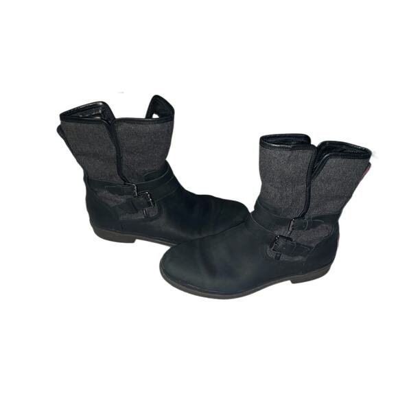 UGG Simmens Womens 10 Waterproof Boots Black Leather Suede Zip Buckle Wool Lined - Picture 2 of 12